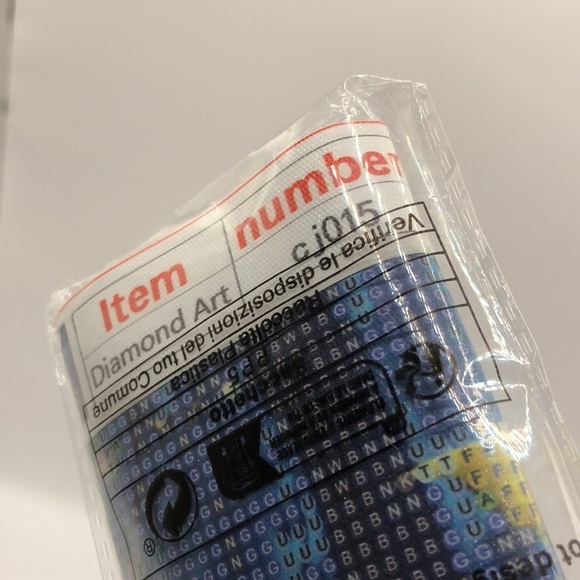 5D Diamond Art DIY Painting Kit Apple Butterfly Themed 30 x 30cm|11.81 x 11.81in - Picture 11 of 11